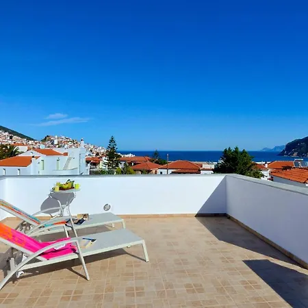 Planitas Skopelos Town