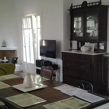 Villa Planitas Skopelos Town