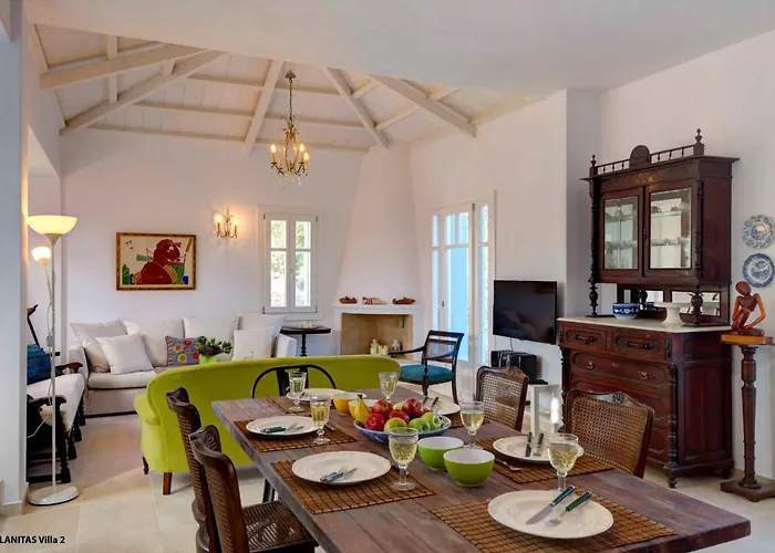 Villa Planitas Skopelos Town