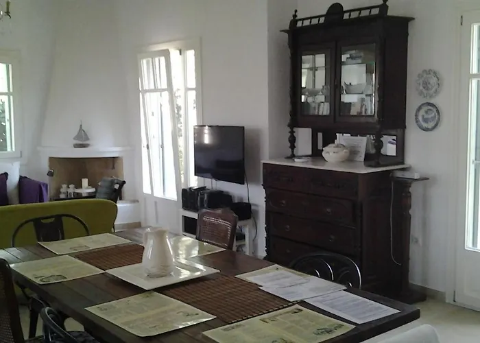 Villa Planitas Skopelos Town